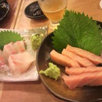 大阪 満マル - 中トロ刺身(504円)＋鯛刺身(399円)  (2012.09.14)