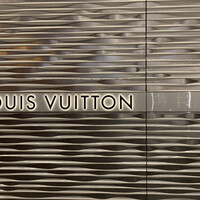 スガラボヴィー - 