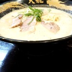 天龍ラーメン - 側面