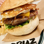 CRUZ BURGERS & CRAFT BEERS - 