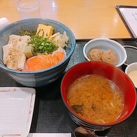 魚屋 小次朗 - 
