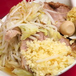 ラーメン二郎 - ラーメン小＋ニンニク多め＋ショウガ半分