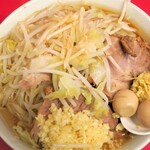 ラーメン二郎 - ラーメン小＋ニンニク多め＋ショウガ半分