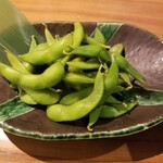 大衆個室酒場 だるま - 塩茹で枝豆