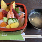 京兵衛鮨 - 料理写真:海鮮丼ランチ