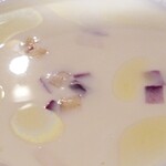 アル・ケッチァーノ - ◆藤沢カブの冷たいブルーテと皮のアントシアニン