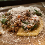 パッソ・ア・パッソ - 馬肉とつくしのラグーソース、パッパルデッレ