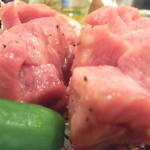 肉の匠 将泰庵 - 名物花咲きタン塩