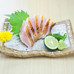 Grilled local chicken sashimi