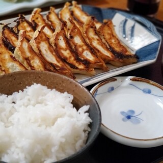 鎌倉 湘南で人気の餃子 ランキングtop 食べログ