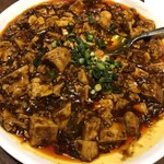 Sam Biku En Shou Nin - 麻婆豆腐は鉄板でしょ！量も多い！