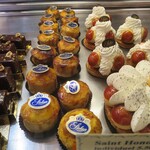 Patisserie Stohrer - 
