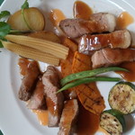 肉料理（デザート付きランチセット2000円）