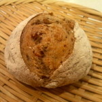 BOULANGERIE BURDIGALA - クルミの入ったパン