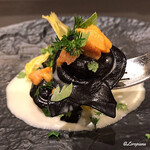 カーサ・デル・チーボ - ｲｶ墨を生地に練り込んだﾄﾙﾃｯﾘ