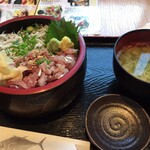 伊豆太郎 - 鯵シラス丼