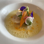 トゥールダルジャン - 帆立貝と色彩豊かな旬菜のコポー 爽やかなセトカのエキューム