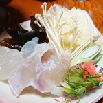 竜宮料理の宿 八島 - フグの小鍋