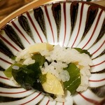 温石 - 2杯目若竹ご飯。若芽の美味しさにア然。海をそのまま頂いているよう。そして筍の味まで引き立つ。