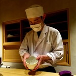 温石 - 美しい。こちらのお茶の、杉山さん監修商品が売り出されるそうですよ。