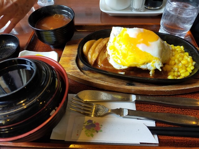 カフェ キッチン タツミ 鳴海 洋食 食べログ