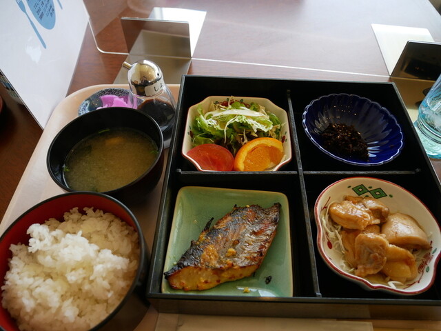 ニューテクノ 東広島 定食 食堂 食べログ