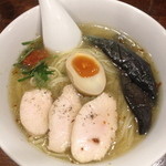 ラハメン ヤマン - 鶏の冷た〜い塩らはッ！￥９００