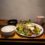 リストア カフェ アリアドネ - 