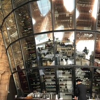 RESTAURANT DAZZLE - このワインタワー見たらワイン頼みたくなるわね