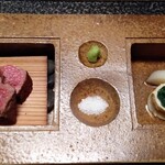 星のや 京都 ダイニング - 牛フィレ炭火焼きと旬野菜含メ煮