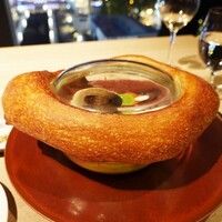 グリシーヌ - サフランの香を閉じ込めた鮮魚のココット焼