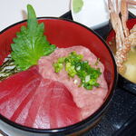 まぐろネギトロ丼