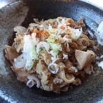 そば処 どうひら - シンプルなもつ煮、