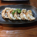 大衆餃子酒場 三ツ星 - 