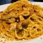 까마귀와 버섯의 맛 듬뿍 페페론 치노