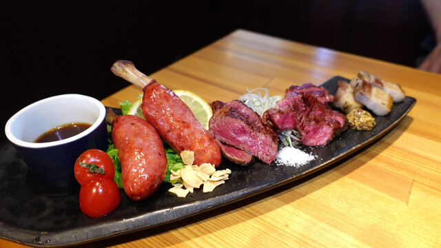 肉バルで黒毛和牛食べ放題トリコミート 京橋店 Torico Meat 京橋 ダイニングバー 食べログ