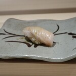 鮨 やま咲 - 鰆（身がふっくら）