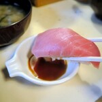 Futago Sushi - マグロがうまい