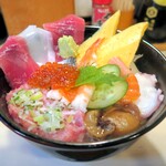 Futago Sushi - 海鮮丼（上）￥1000