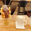 Arrows Cafe - ワッフルとカフェラテ