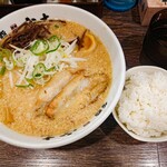 宮本 - 