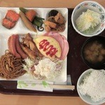 ホテル十和田荘 - 朝食バイキング