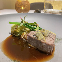 ベージュ アラン・デュカス 東京 - 