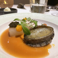 ベージュ アラン・デュカス 東京 - 