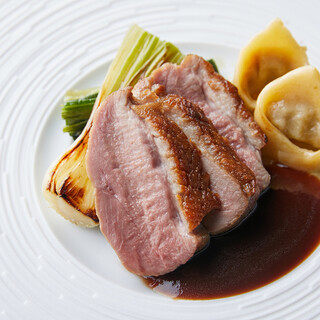 京都南の石割農園の無農薬野菜など、上質な食材をふんだんに