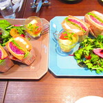 ノーザンテラスダイナー - ２人のたっぷりのフィリングサンドウィッチプレートディナー　１８００円（税込）【２０２１年３月】