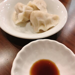 Asian Dining FOOD EIGHT - 海老水餃子