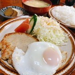 南部屋 - ハンバーグ定食