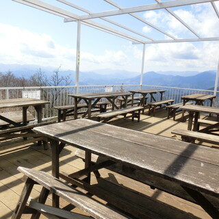 陣馬山頂 清水茶屋_2