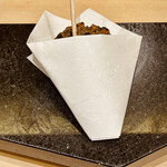 鮨 心白 - このファーストフードみたいのはなんだ？